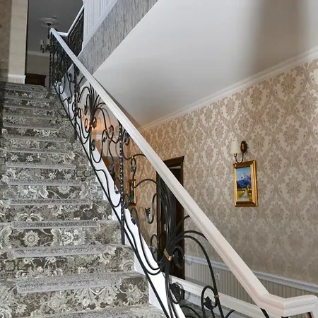 Express Hotel 3*